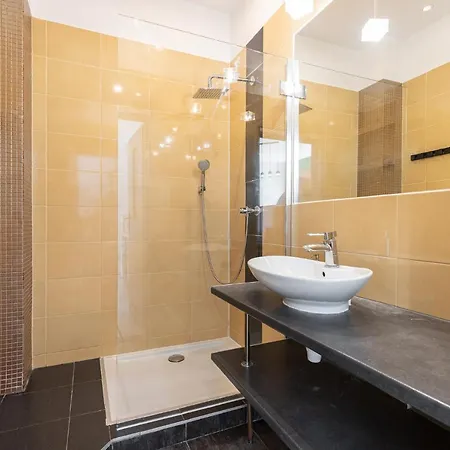 Apartamento Przestronne Dwa Z Widokiem Na Rynek I Plac Solny!